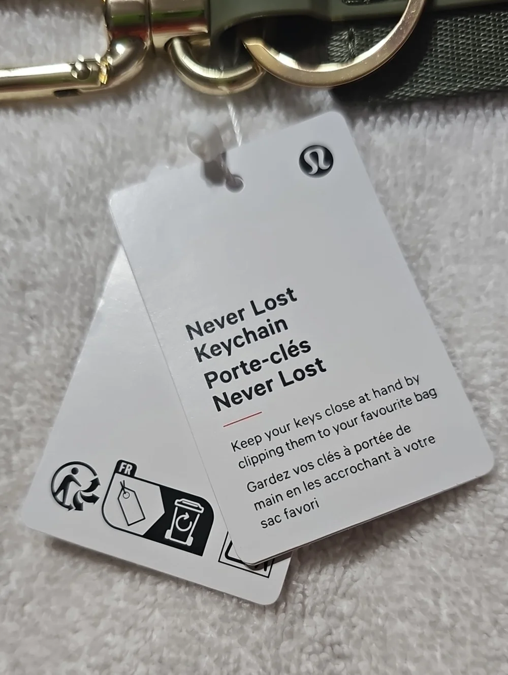 Lululemon Never Lost Keychain! Bayleaf And Light Ivory!!